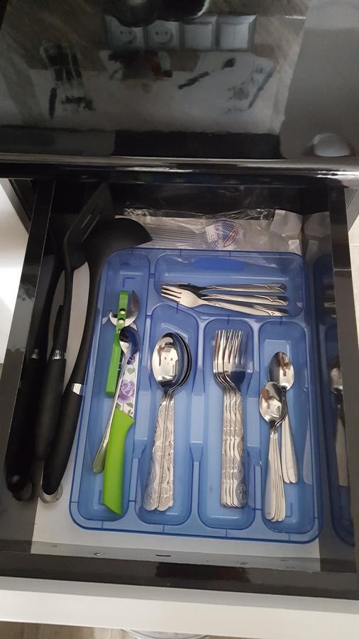 罗尼公寓 巴统 外观 照片